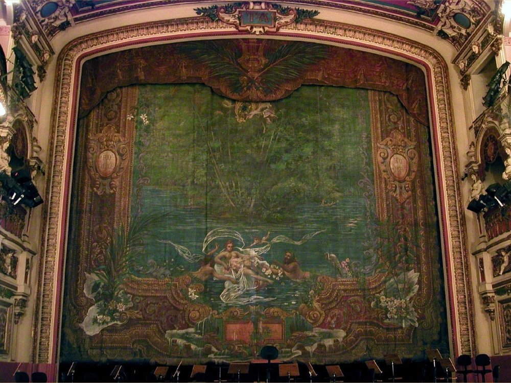 Rideau de scène du Teatro Amazonas à Manaus, peint par Crispim do Amaral et inspiré de la Rencontre des eaux